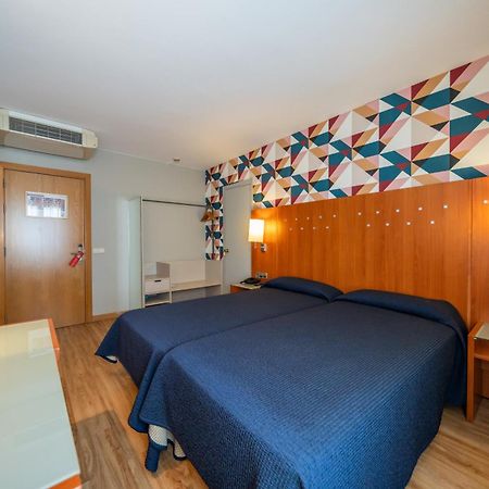 Hotel J. Balmes Vic Kültér fotó