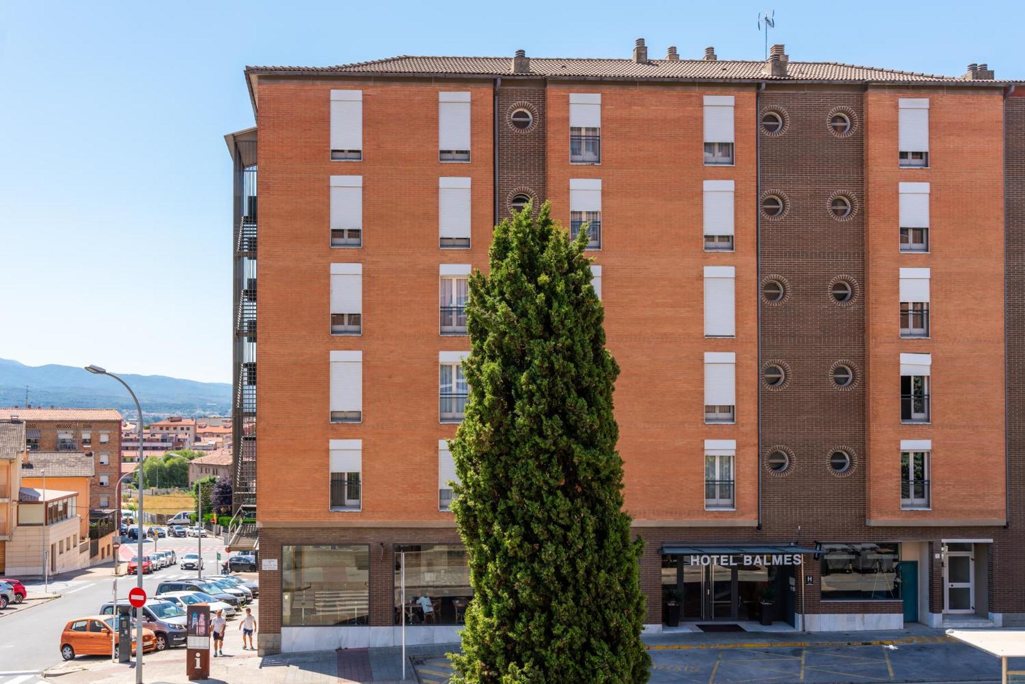 Hotel J. Balmes Vic Kültér fotó